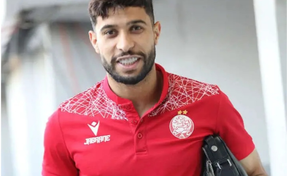 صورة جبران مع أسرته تثير إعجاب جمهوره بعد صورة حكيمي وزوجته