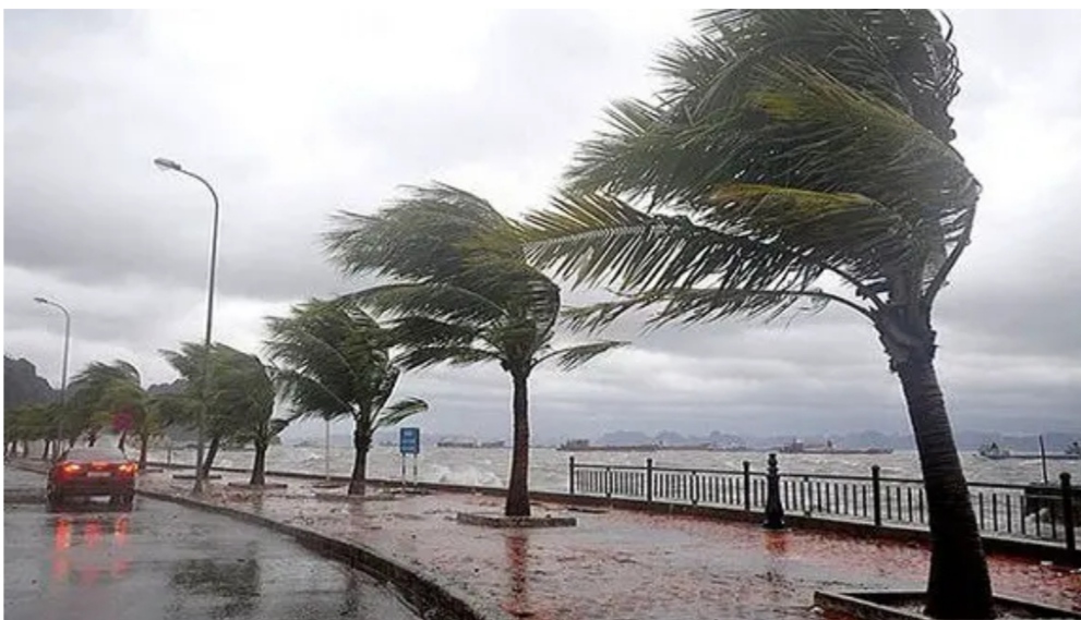 اضطراب جوي وأمطار رعدية قوية بهذه المناطق