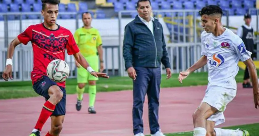 الرجاء يسترجع نجمات من نجوم الفريق في مواجهة الحسنية