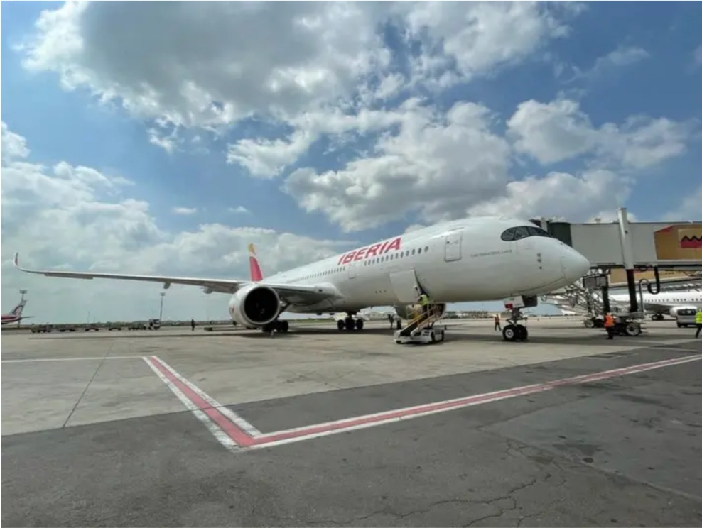 السلطات الإسبانية تغلق مجالها الجوي مع المغرب