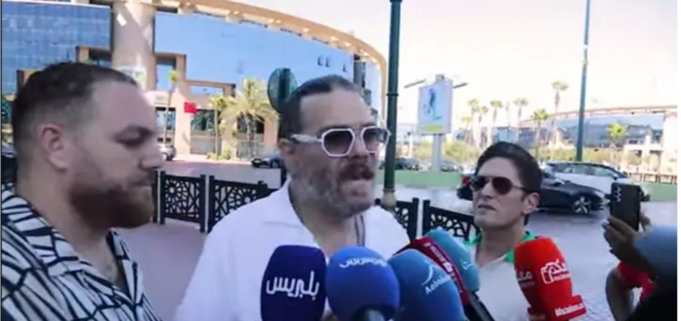 الميلودي وفنانين أخرون يحتجون على اتصالات المغرب