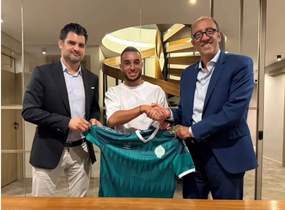 الرجاء يكسب الرهان أمام الترجي والزمالك ويضم ولد الشيخ